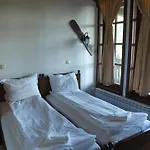 Leshtenski Rai Guest house