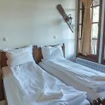 Guest house Leshtenski Rai
