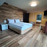 Leshtenski Rai Guest house