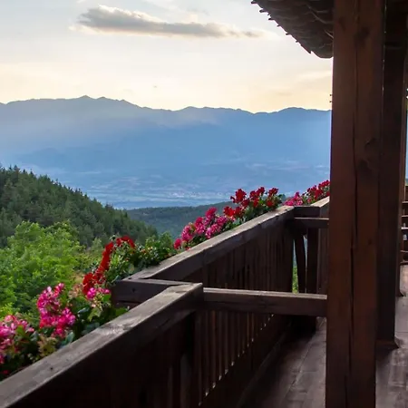 Leshtenski Rai Pensionat 4*