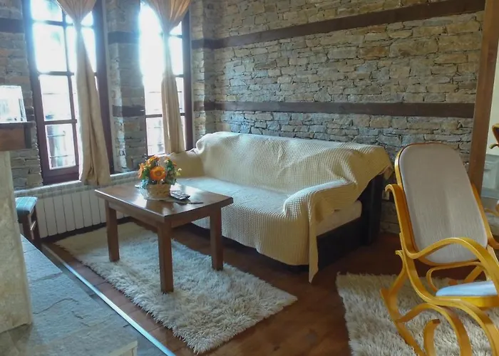 Guest house Leshtenski Rai 3*