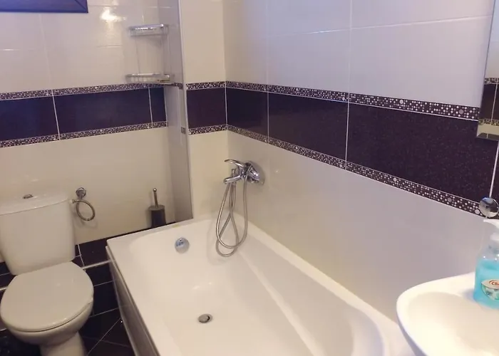 Leshtenski Rai Gasthof 3*